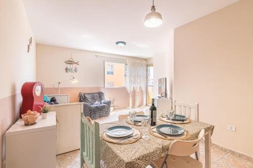 El Medano Apartamento | Alquilaencanarias-El Medano Delfines-2 rooms