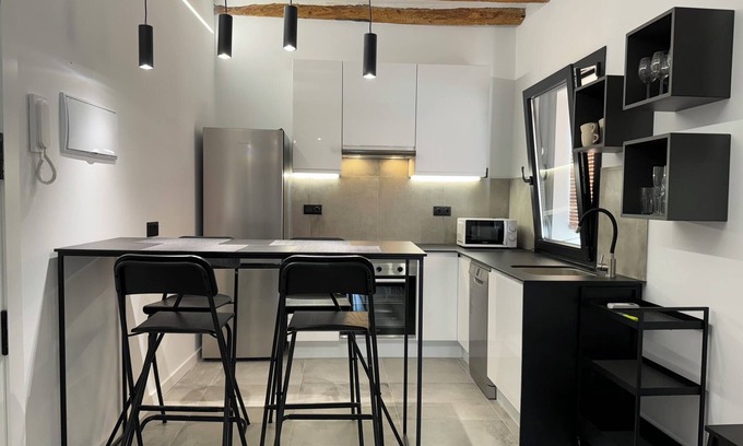 Puigpelat Apartamento | Alt Camp by Unik Vacation
