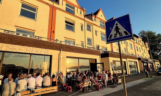 Bergenhus Apartamento | Alt du trenger: Nært Bryggen, fjell og sjø