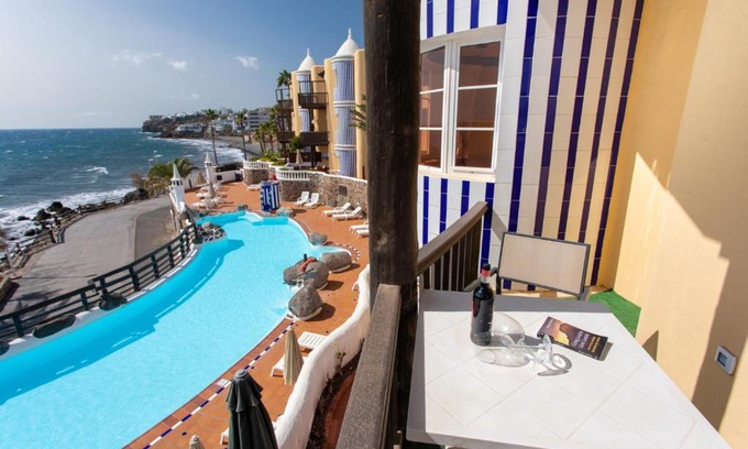 Bahia Feliz Apartamento | Altamar 44 balcony&pool By CanariasGetaway