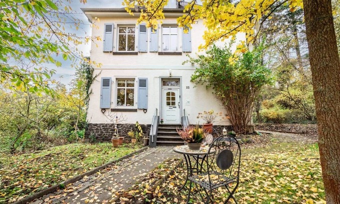Mayen Apartamento | Altbauwohnung in Mayen im Grünen