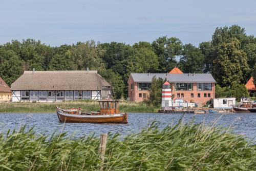 Waase Casa | Alte Scheune am Focker Strom