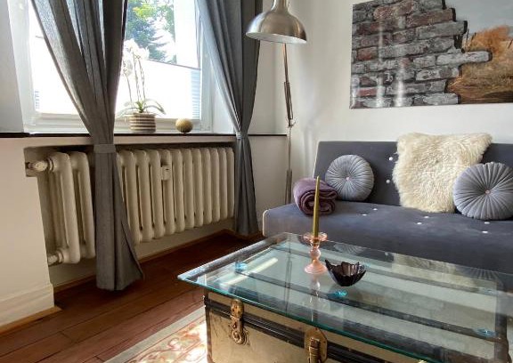 Wintzen Apartamento | Alte Schule 3, Urlaub wo einst die Dorfschule war