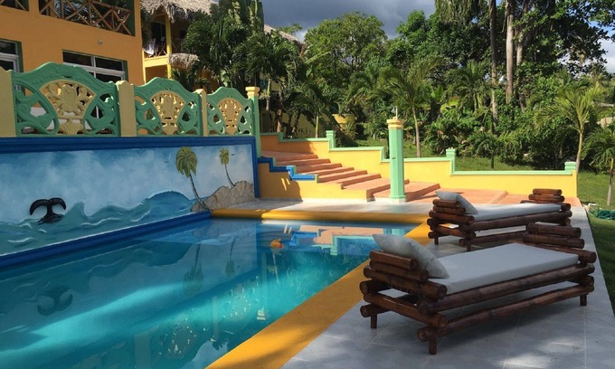Puerto Bahia Villa | Villa Altea frente a la playa en la bahía de Samana