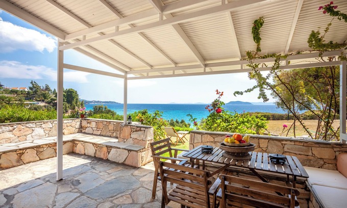 Sithonia Casa | Alterra Vita Captain's Cabin