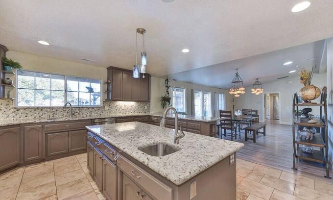 Woodland Casa | Althea House 5-bedroom house on 5 acres
