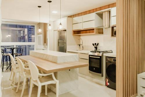 Tabuleiro dos Oliveiras Apartamento | Alto Padrão em Itapema, 8min a pé até o Mar FN8750