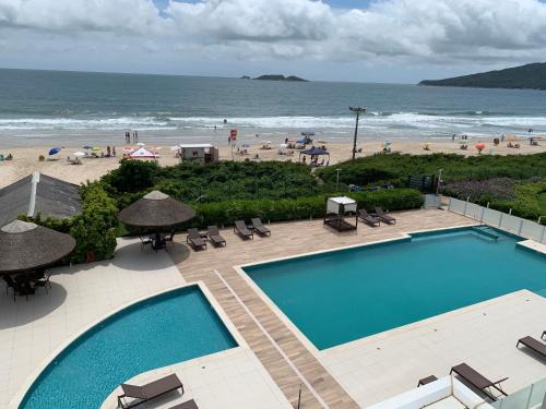 Ingleses Centro Apartamento | Alto Padrão Pé na Areia 2