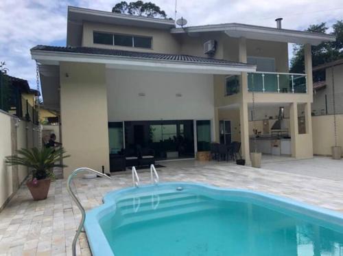 Mococa Casa | Alto padrão piscina Praia Mococa
