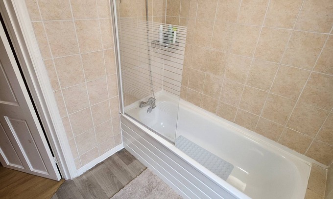 Selhurst Apartamento | Alto Serlux London - Croydon: 2-Bed: Sleeps 5–6, Netflix, Family-Friendly
