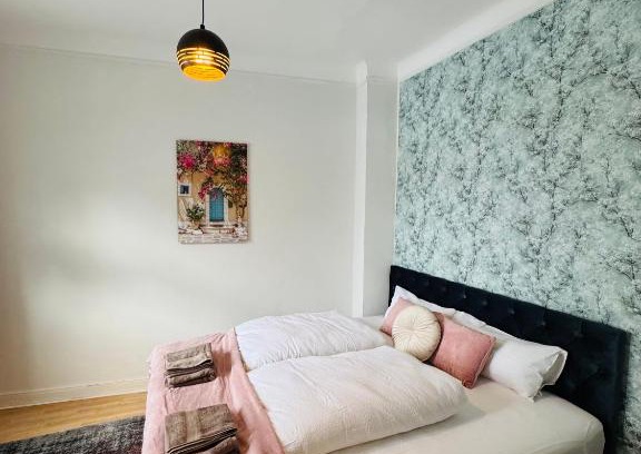 Wedel Apartamento | Altstadt-Charme bei Hamburg mit Garten & Grill