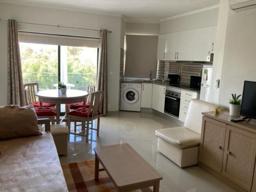 Montes de Alvor Apartamento | Alvor Red Nice Terrace Flat