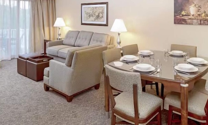 Berkeley Hotel | Always a Great Idea To Unwind! 2 Amazing Suites w/ Kitchen and Living Room