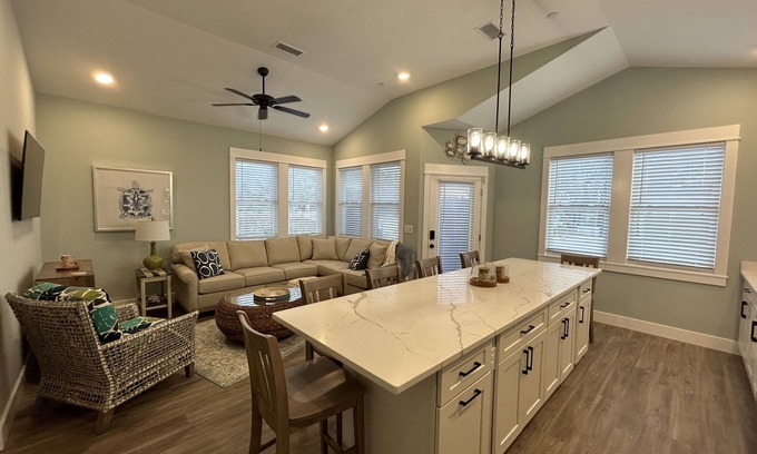 Corolla Light Condominio | Always About The Beach: Condo near the beach in the heart of Corolla