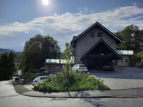 Einruhr Casa | Am Hostertberg Comfortable holiday residence