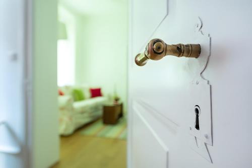 Altstadt Apartamento | Am Puls der größten Stadt am See