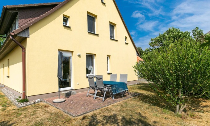 Waase Apartamento | Am Strom by Interhome