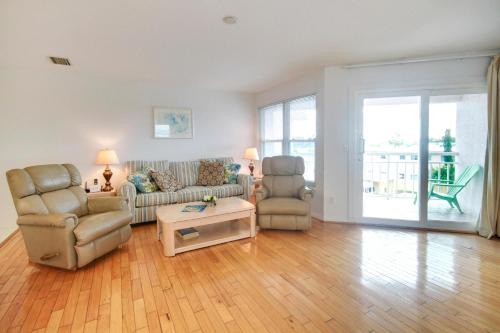 Treasure Island Casa | Amadeus 6