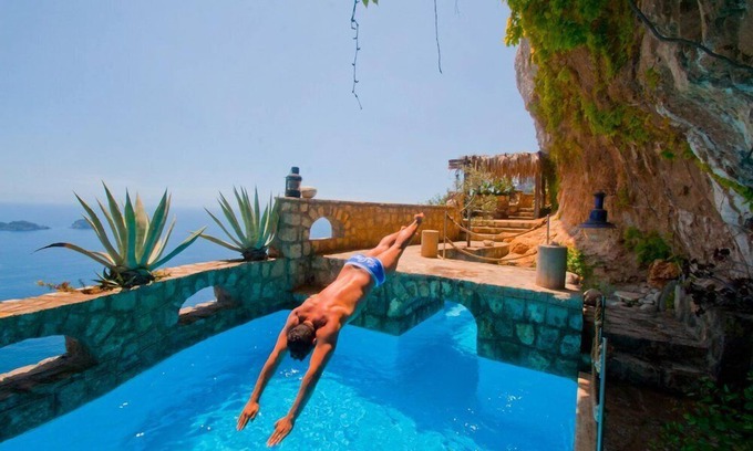 San Pietro Villa | Costa de Amalfi FRENTE AL MAR Villa por Sorrento y Positano, Piscina, Cave-Bar, Experiencias