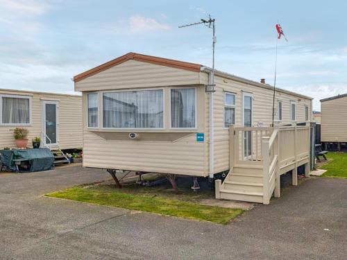 Towyn Casa | Amanda