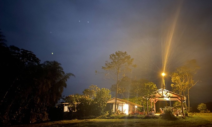 San Miguel de los Bancos Cabaña | Amazing 2-bedroom cottage in Milpe cloud forest.