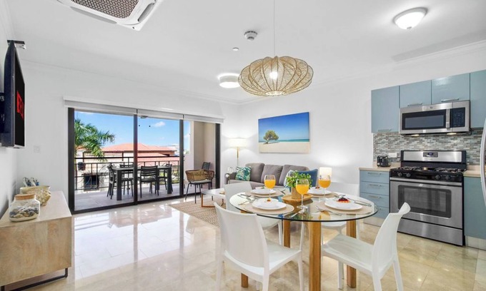 Washington Condominio | Amazing 1BR1BA Condo with Balcony @ Great Location