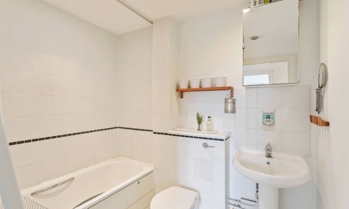 Stoke Newington Apartamento | Amazing 2 Bed Apt w/Balcony nr Stoke Newington