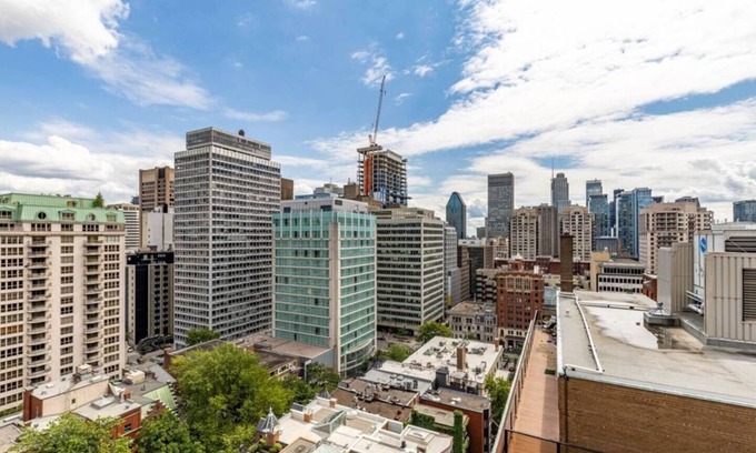 Downtown Montreal Apartamento | Amazing 2 bedroom in downtown heart of Montreal