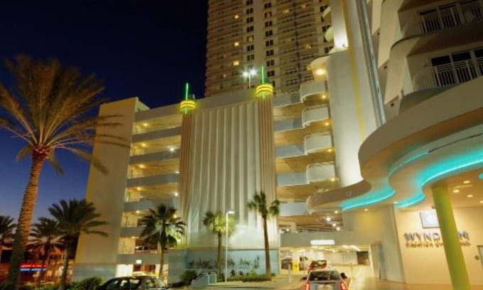 Brush - Stewarts Complejo | Amazing 2 Bedroom Deluxe at Wyndham Ocean Walk in Daytona Beach 02/12/21- 02/15/21