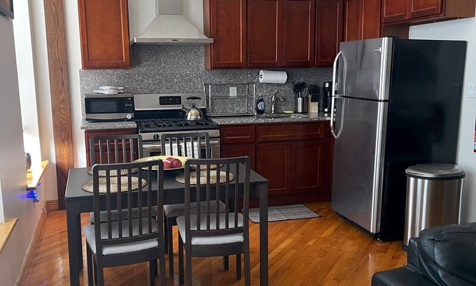 Bedford-Stuyvesant Apartamento | Increíble 2 BR Brownstone Apt.