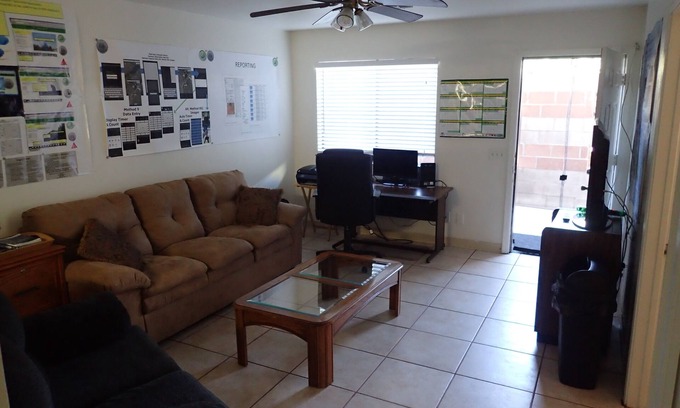 Limberlost Apartamento | Amazing 2Bd2BA, huge apt, private and safe, Rillito River Park walking distance.