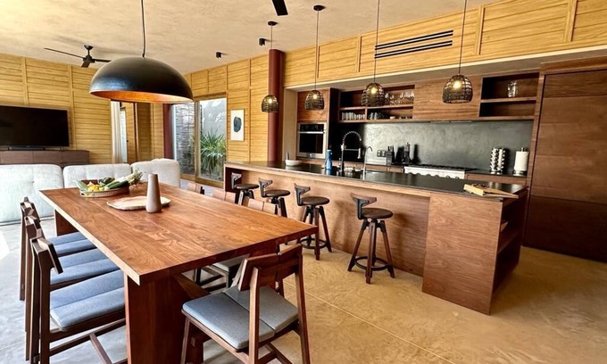 San José del Cabo Complejo | Amazing, 3br contemporary Acre Resort Hacienda with private pool and hot tub.