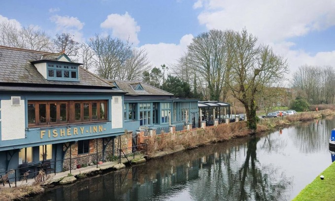Hemel Hempstead Casa | Amazing 3BR Home – 15 Min to Harry Potter Studios 25 Min to Luton Airport