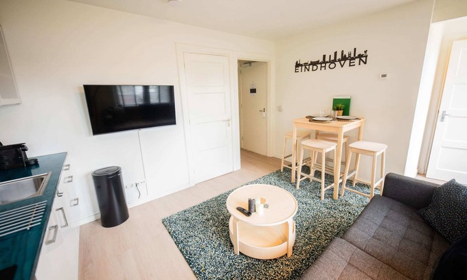 Tongelre Apartamento | Amazing 50m² Two-Bedroom Apartment (TS-307-A)