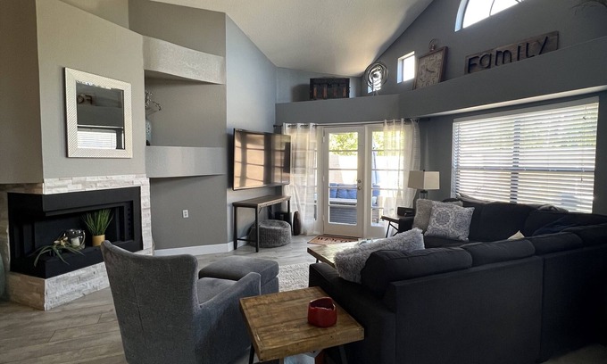 Falconpoint Casa | AMAZING AHWATUKEE LOCATION!!! MOUNTAIN VIEWS!!! SUPER CLEAN UPDATED HOUSE!!