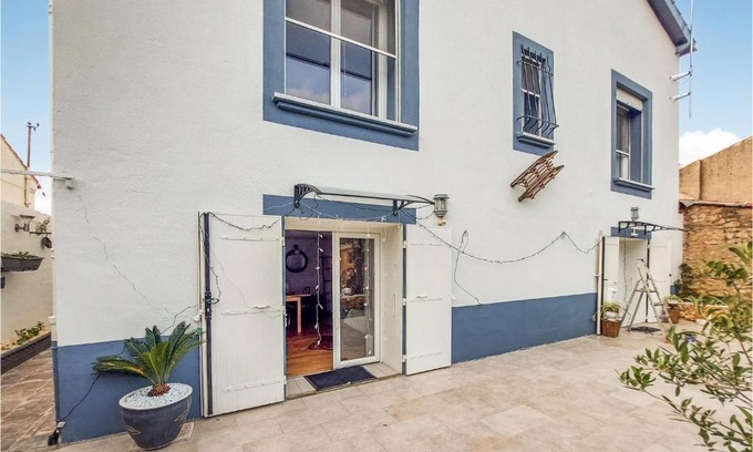 Balaruc-les-Bains Apartamento | Amazing Apartment In Balaruc Les Bains With Wifi