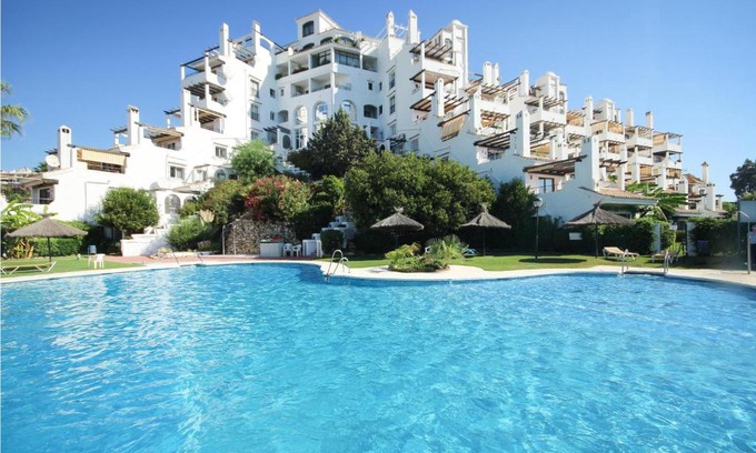 Mijas Apartamento | Amazing Apartment In Calahonda With 2 Bedrooms, Outdoor Swimming Pool And Swimming Pool