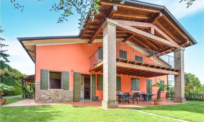 Cavriana Apartamento | Amazing Apartment In Cavriana