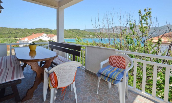 Kneza Apartamento | Amazing Apartment in Racisce With Wifi and 3 Bedrooms