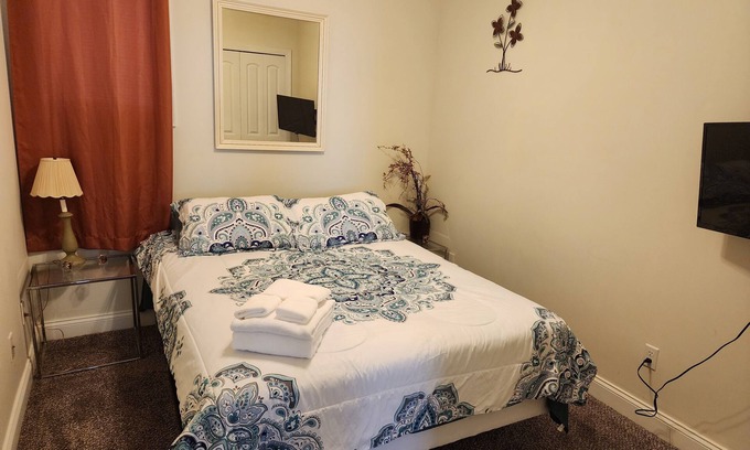 Lorain Apartamento | Amazing apartment with AC in Lorain