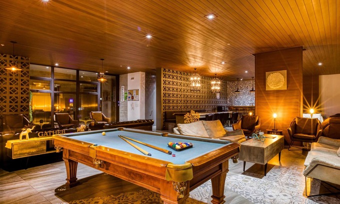 Avenida Revolución Apartamento | Amazing Apt w/a Pvt Balcony: Lounge-B/Center+Gym