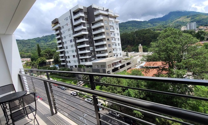 Santa Tecla Condominio | Amazing condo with great view of Volcano and Skyline