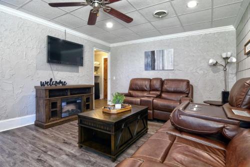 Statesboro Casa | Amazing Cottage - Located on Blue Mile - Close to GSU!