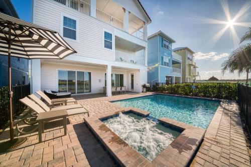 West Kissimmee Casa | Amazing Cottage With Private Pool Near Disney With Margaritaville Resort & Island H2O Access - 3060Ph
