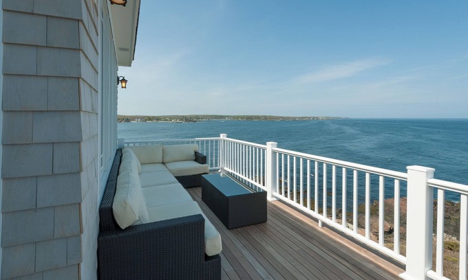 York Beach Casa | Nuevo con increíbles vistas al mar sin obstáculos y audaces 3 dormitorios 2. 5 baños