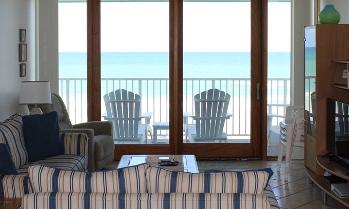 New Smyrna Beach Condominio | Noviembre ESPECIAL! Fabuloso condominio frente al mar directo en No Drive Beach