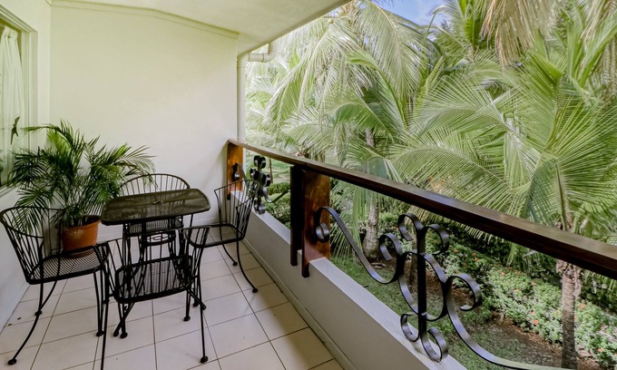 Damas Condominio | Amazing Escape W/ Lush Gardens, Shared Pool, Expansive Balcony & More!