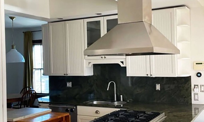 Fair Haven Apartamento | Amazing experience near the Quinnipiac River. Historic w/chef's kitchen & bidet.