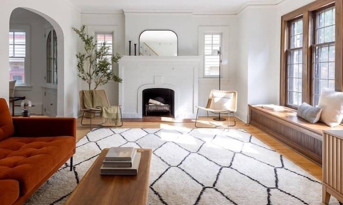 Milwaukee Casa | Amazing Family Home in Whitefish Bay!