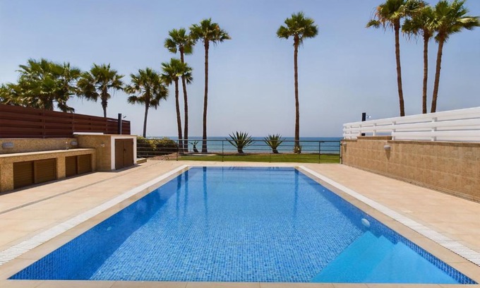 Pervolia Villa | Amazing frontline beach villa